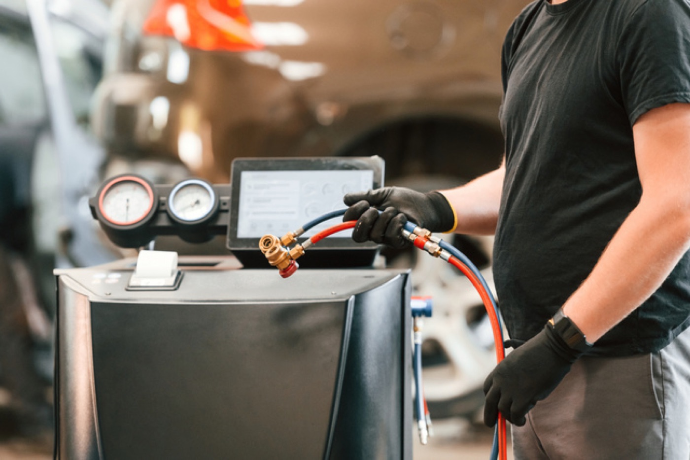 AC Repair at Kent Performance Fleet Center in Kent, WA