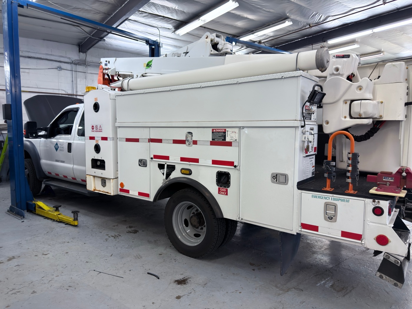 Truck Repair at Kent Performance Fleet Center in Kent, WA